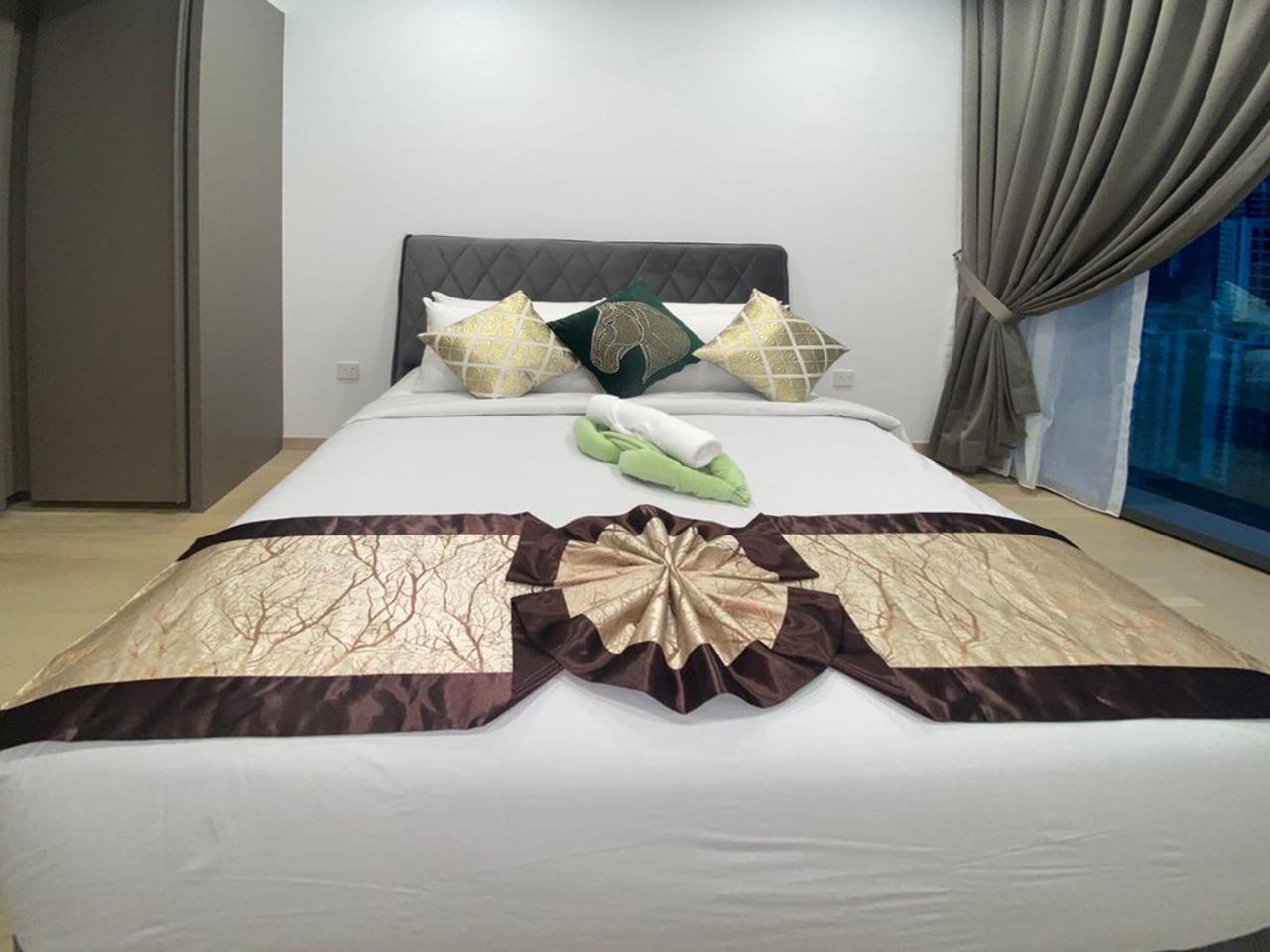 Astra @ Eaton Residences Kl Kuala Lumpur Exterior photo